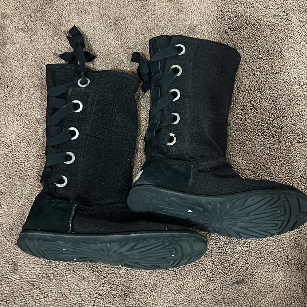 Tie up UGGs